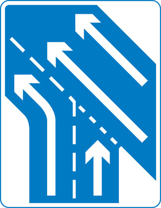 Information sign traffic on carriageway priority