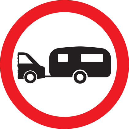 sign giving order no towed caravans